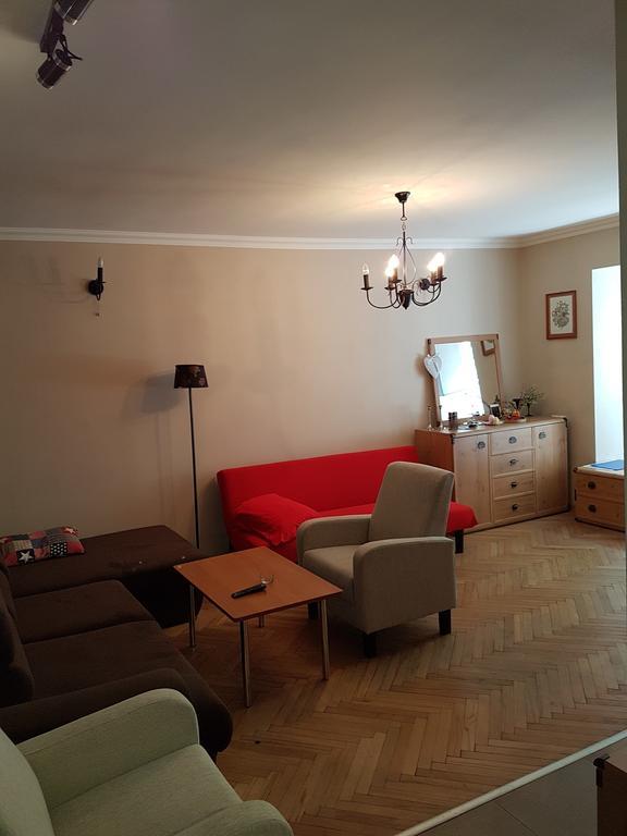 Apartment Ramaz Tbilisi Buitenkant foto