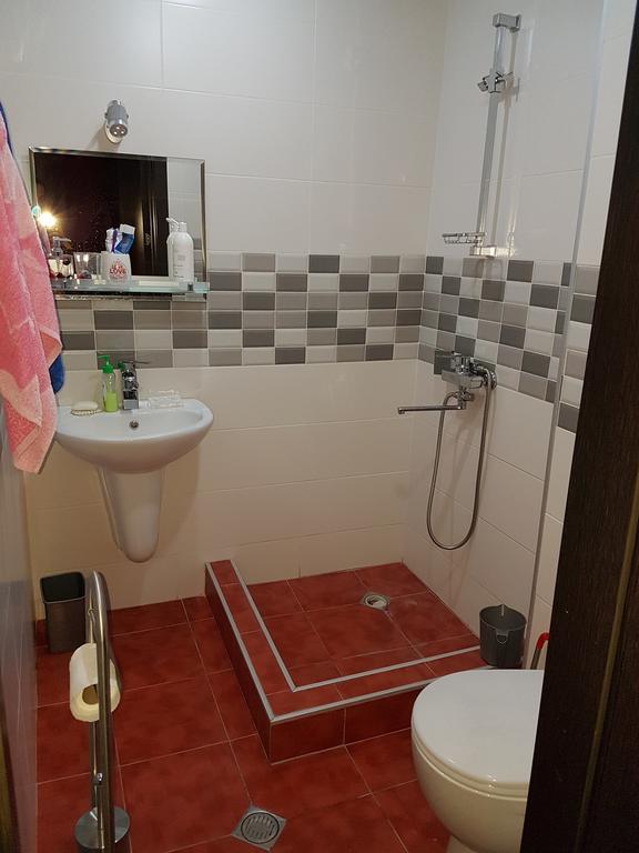 Apartment Ramaz Tbilisi Buitenkant foto